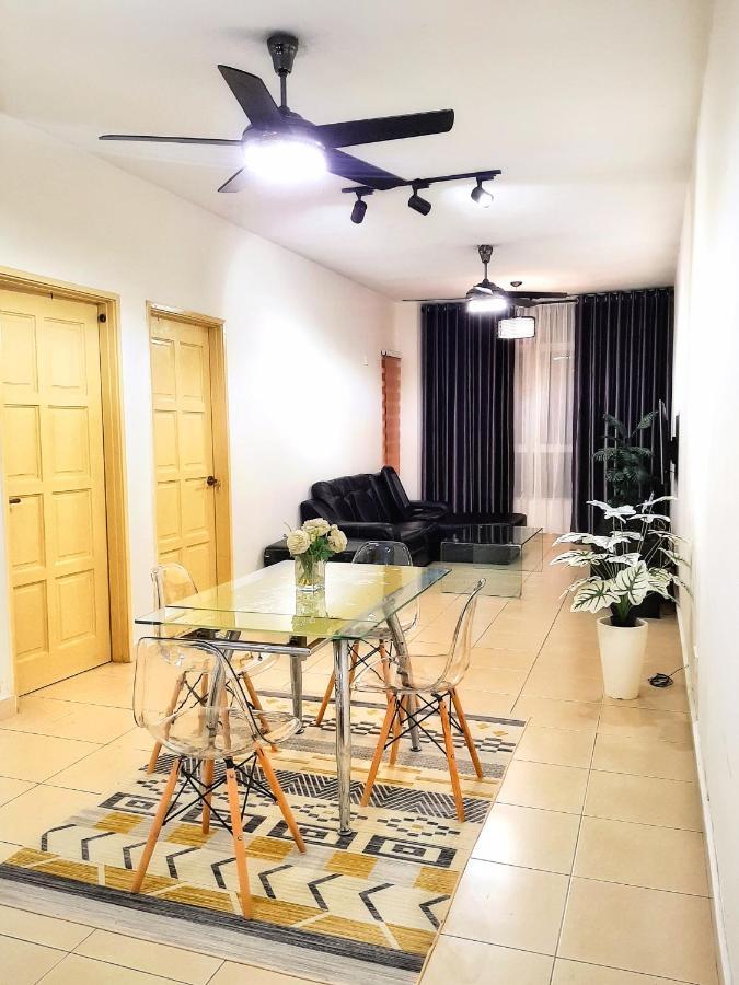 N'Dnie Homestay Pelangi Mall Condominium Κότα Μπάρου Εξωτερικό φωτογραφία